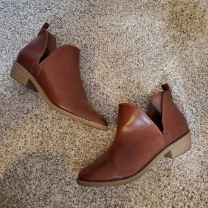 Universal Thread Booties